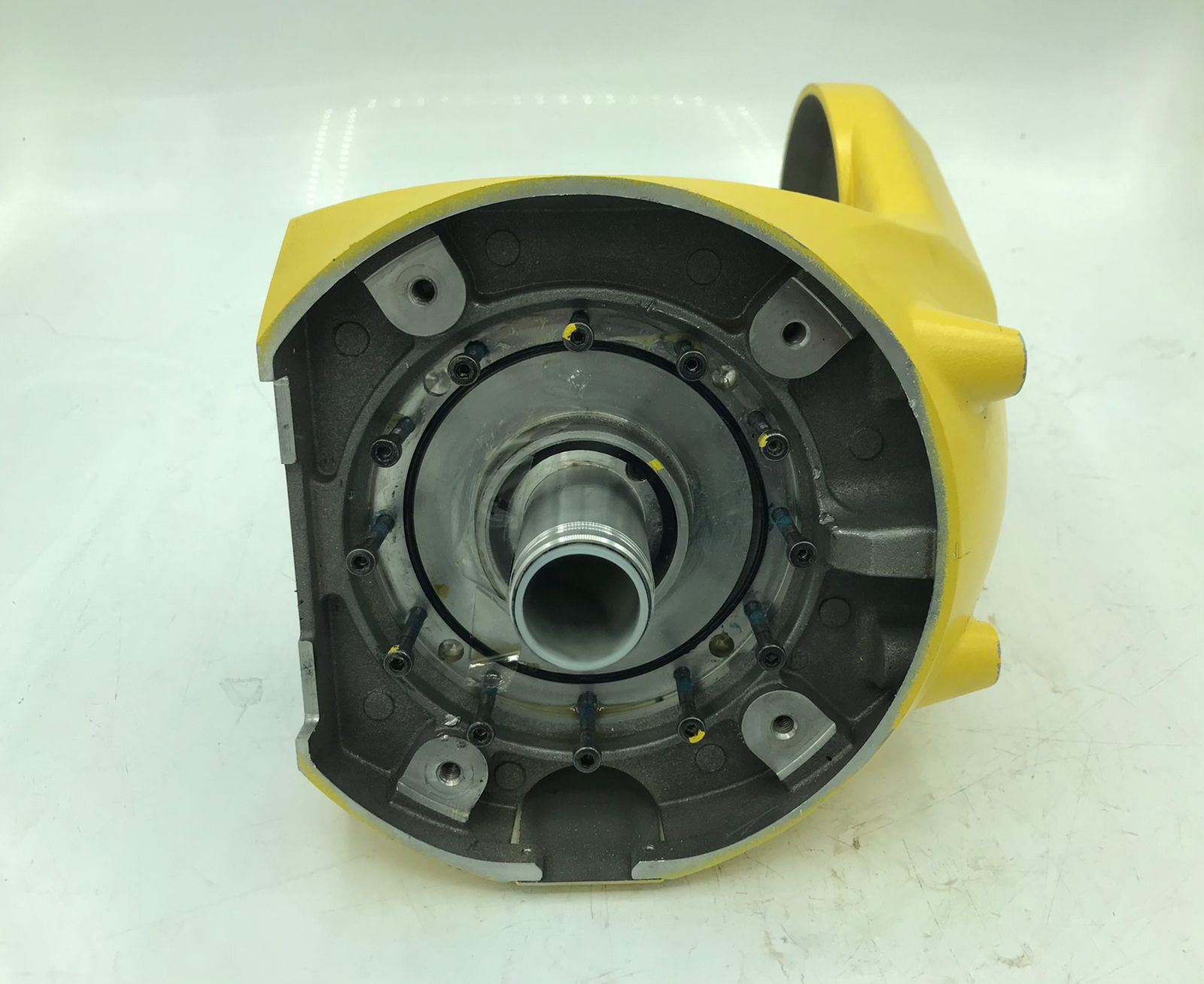 FANUC LR-MATE 200iD J1 Base Casting A290-7142-X201 + Cover X204 Used OEM - Image 2