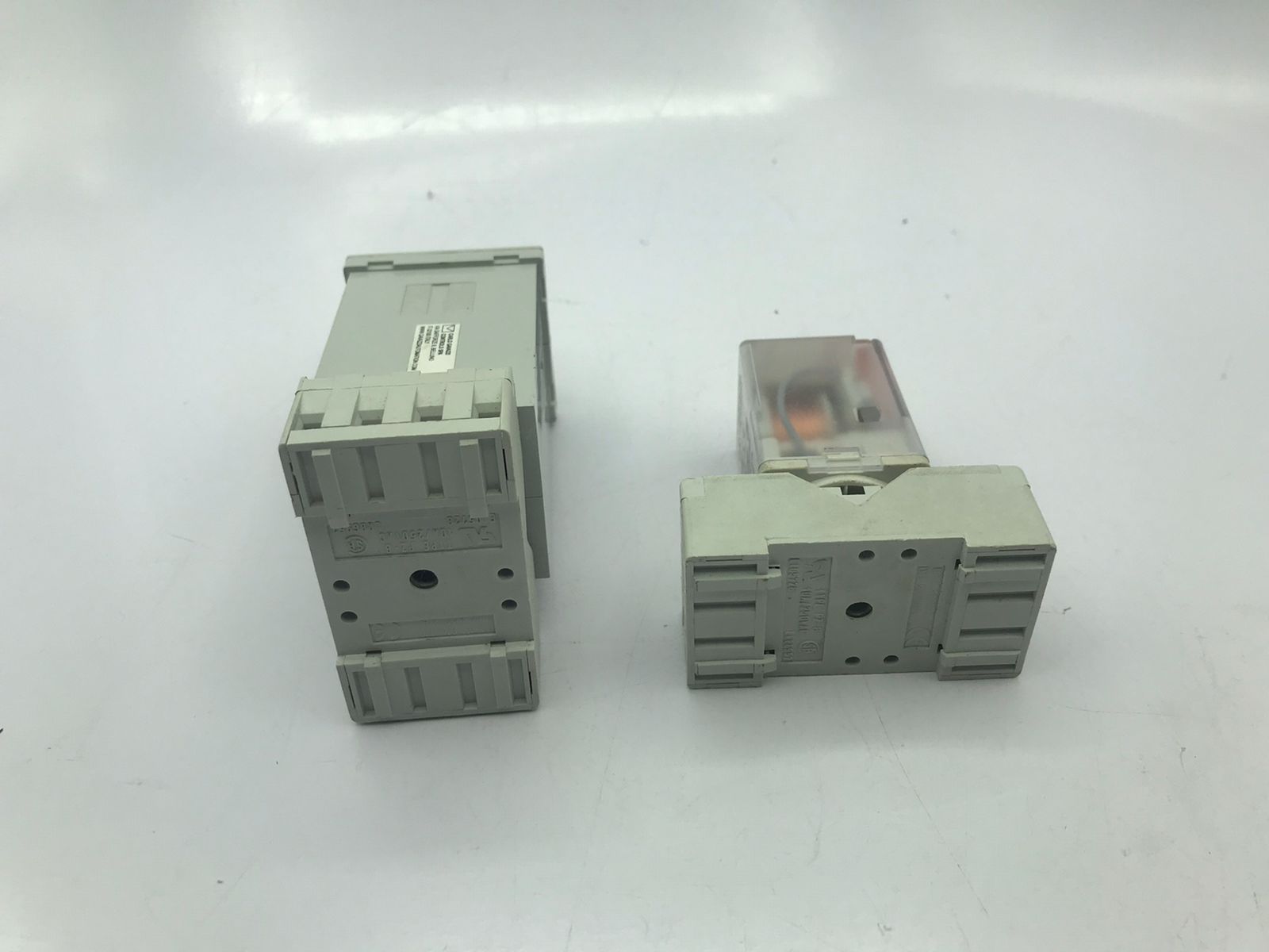 PACK X2 FAA08DW24/R15-2012-23-5120-WT CARLO GAVAZZI RELPOL - Image 2