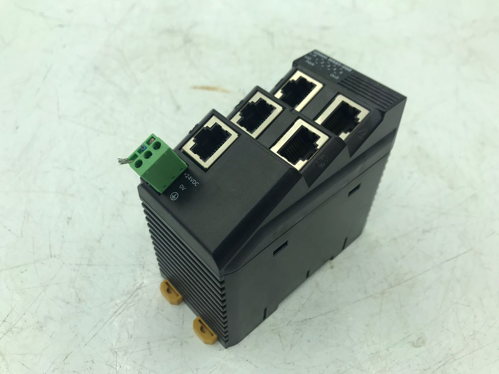 OMRON W4S1-05B Ethernet Switch π 5-Port Unmanaged Industrial Hub Used/Tested β
- Image 3