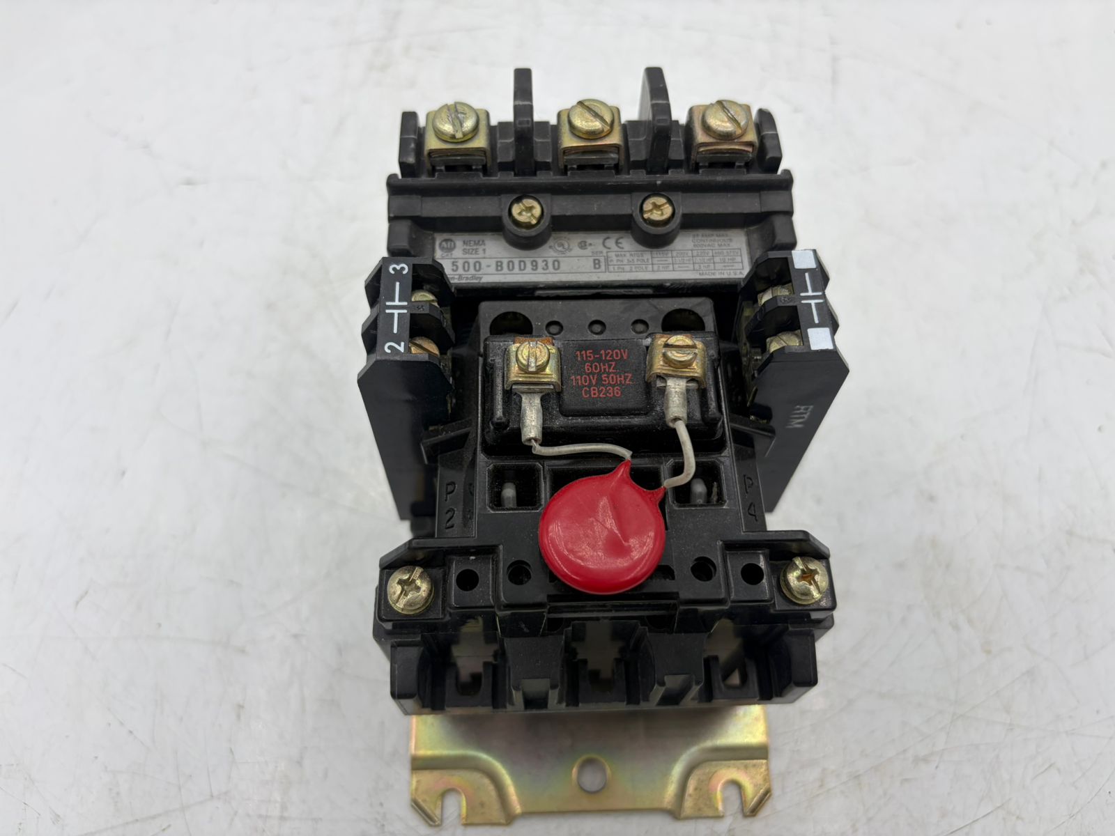 AB 500-B0D930 Contactor Size 0 120V Coil 18A + 595-A Aux Contact Used