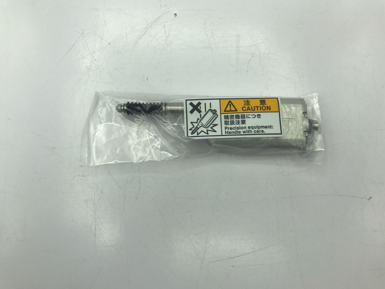 New In Box KEYENCE GT2-H12 Position Sensor Head - Image 2