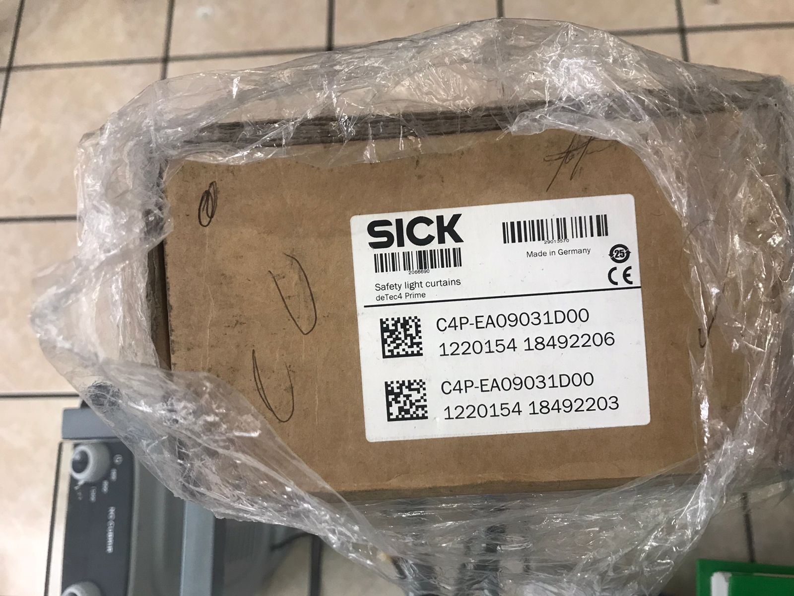 SICK C4P-EA09031D00 / C4PEA09031D00 (BRAND NEW) FREE 2 YEAR PLCCOMPANY WARRANTY