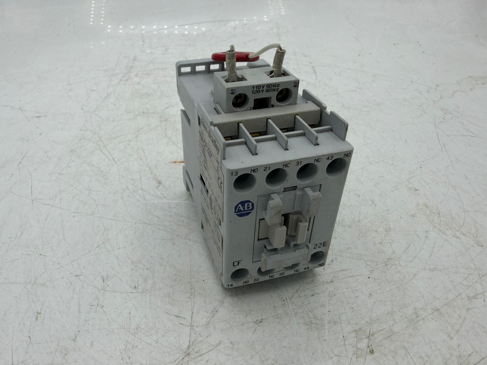 700-CF220 Industrial Control Relay 4-Pole 2NO 2NC Used Tested