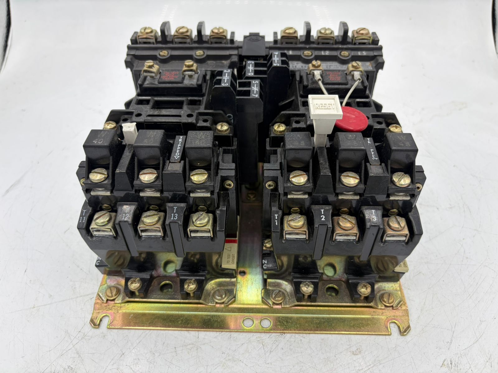 520E-B0D Multi-Speed Motor Starter NEMA Size 0 120V Coil Used Tested