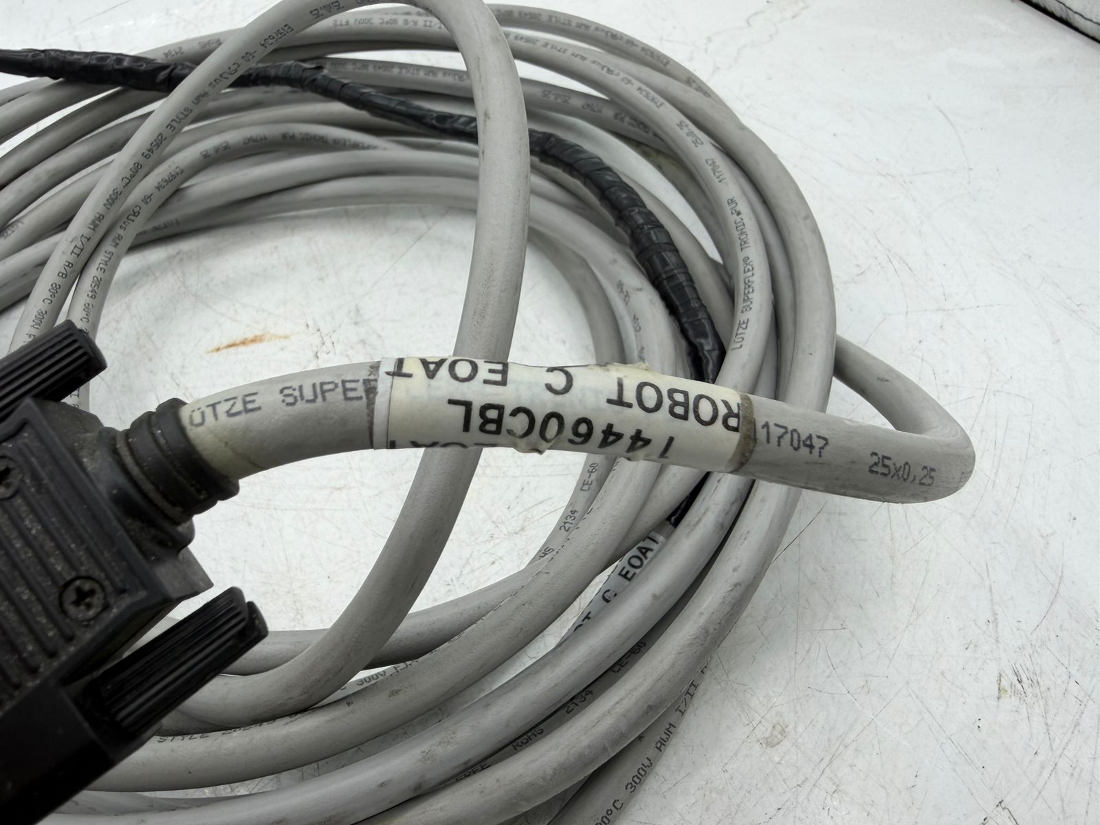 HD-LINK 14460CBL Robot C EOAT Cable DB25 D-Sub 25-Pin Male Industrial Cable Used