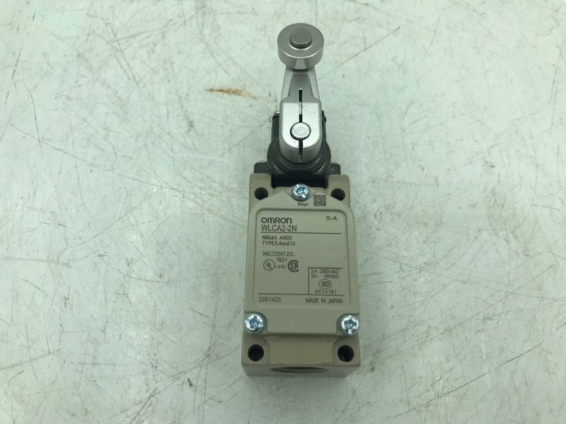 OMRON WLCA2-2N Limit Switch Roller Lever Heavy Duty Actuator NEW NO BOX
