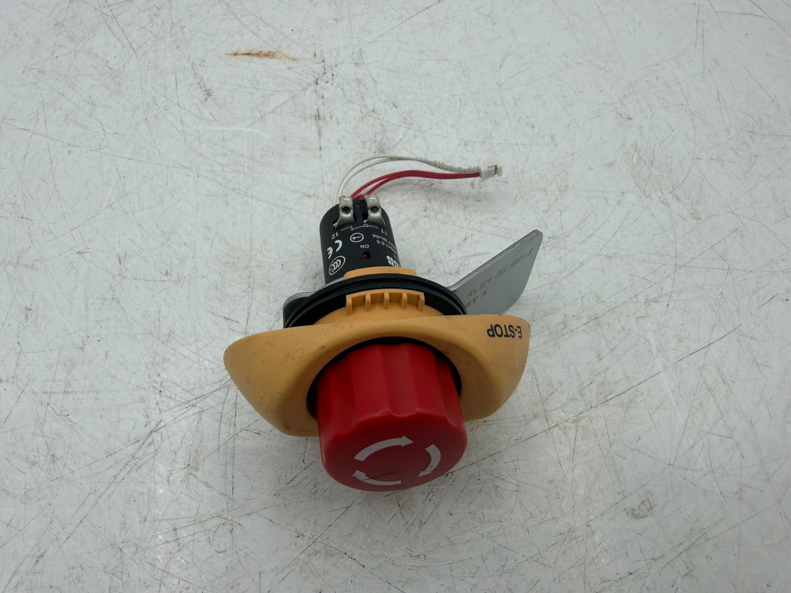 ABB CE3T-10R-02 Emergency Stop for IRC5 Teach Pendant DSQC679 USED