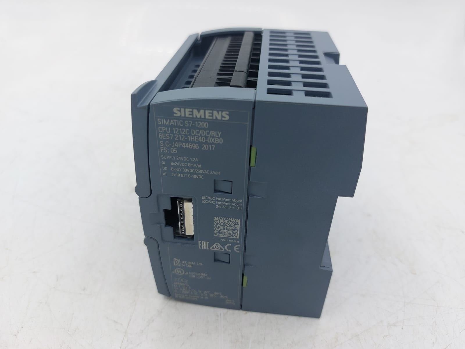 Siemens S7-1200 CPU 1212C 6ES7212-1HE40-0XB0 DC/DC/RLY Compact PLC Controller USED