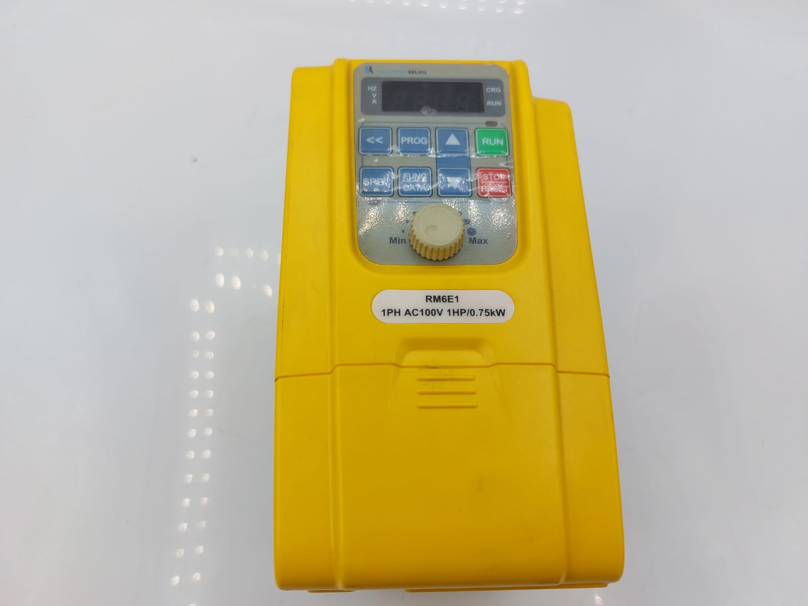 Rhymebus RM6E1-1001B1 AC Drive VFD Inverter 1HP 0.75kW 110V to 220V 3PH New No Box
