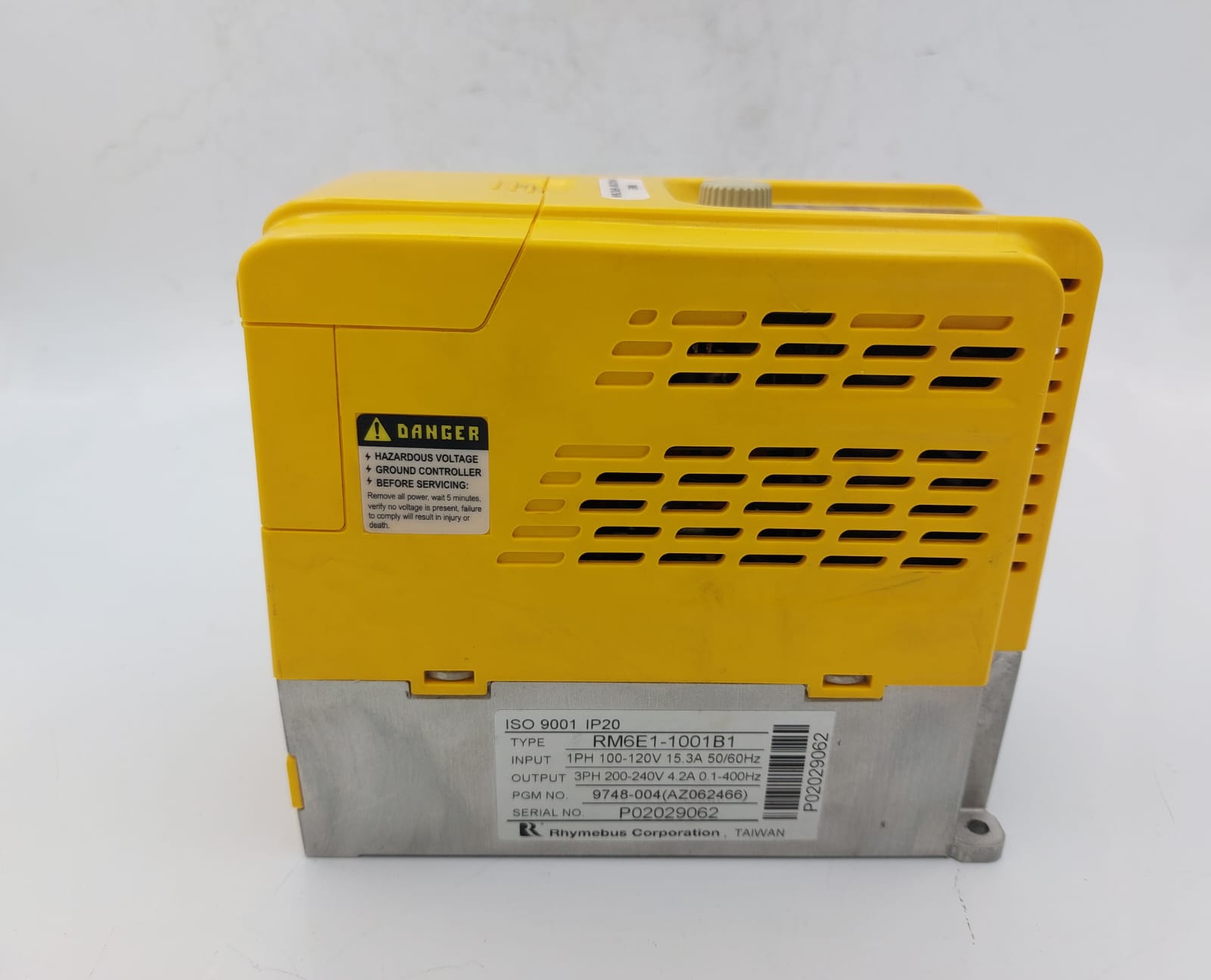 Rhymebus RM6E1-1001B1 AC Drive VFD Inverter 1HP 0.75kW 110V to 220V 3PH New No Box - Image 3
