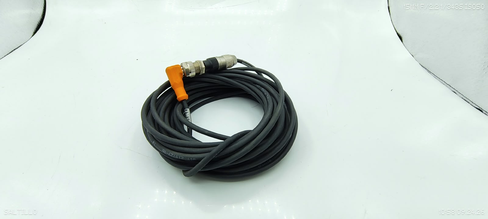 IFM M12 5-Pin Sensor Cable 6m 19.7ft Right Angle Female with Metal Coupler - Image 3