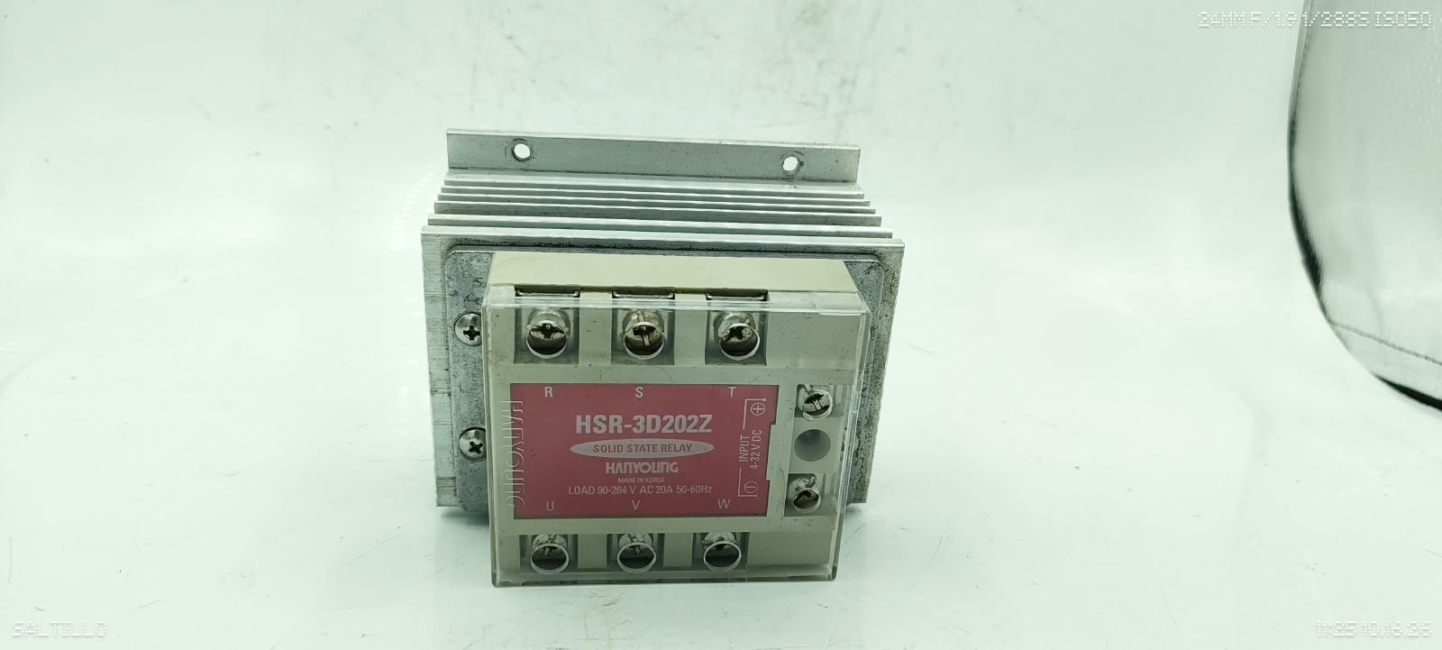 Hanyoung HSR-3D202Z 3 Phase Solid State Relay 20A 90-264VAC Working Pull - Image 3