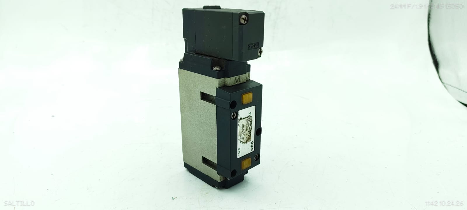 SMC VFS3100-5FZ Pneumatic Solenoid Valve 24VDC 5-Port 2-Position Used - Image 3